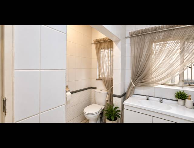 5 BEDROOM FREEHOLD FOR SALE IN ELSPARK